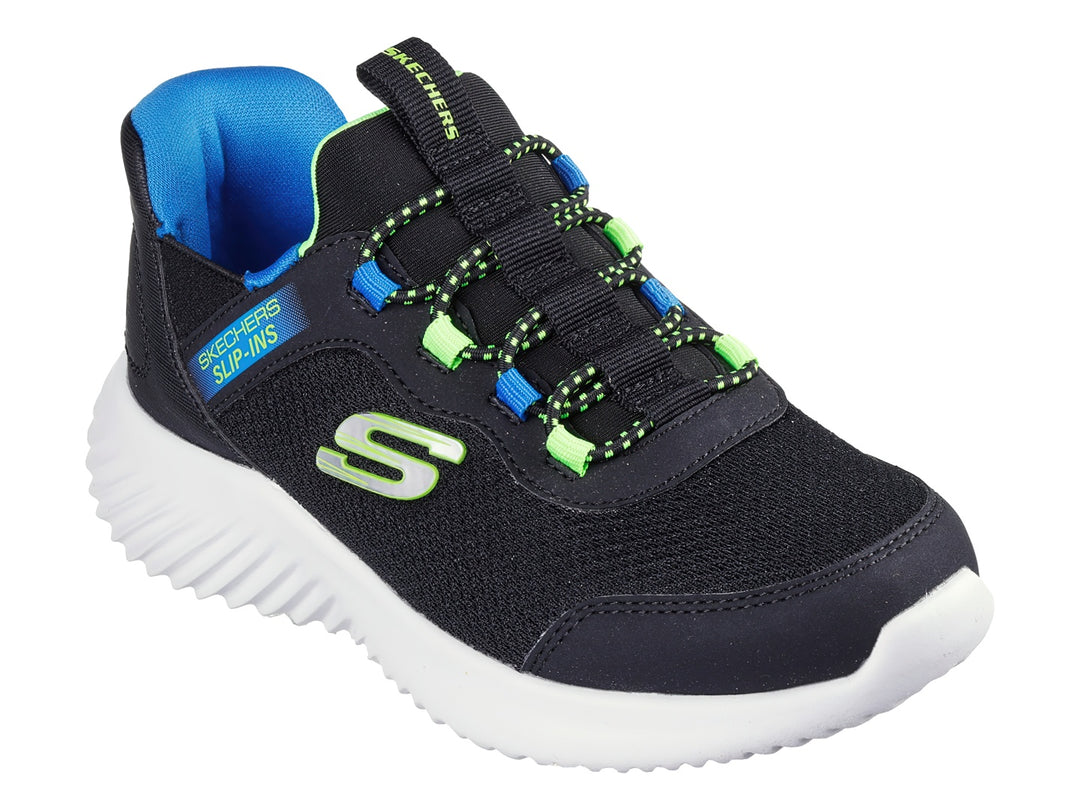 Tenis deportivos Skechers color negro con detalles en azul y lima y suela blanca.