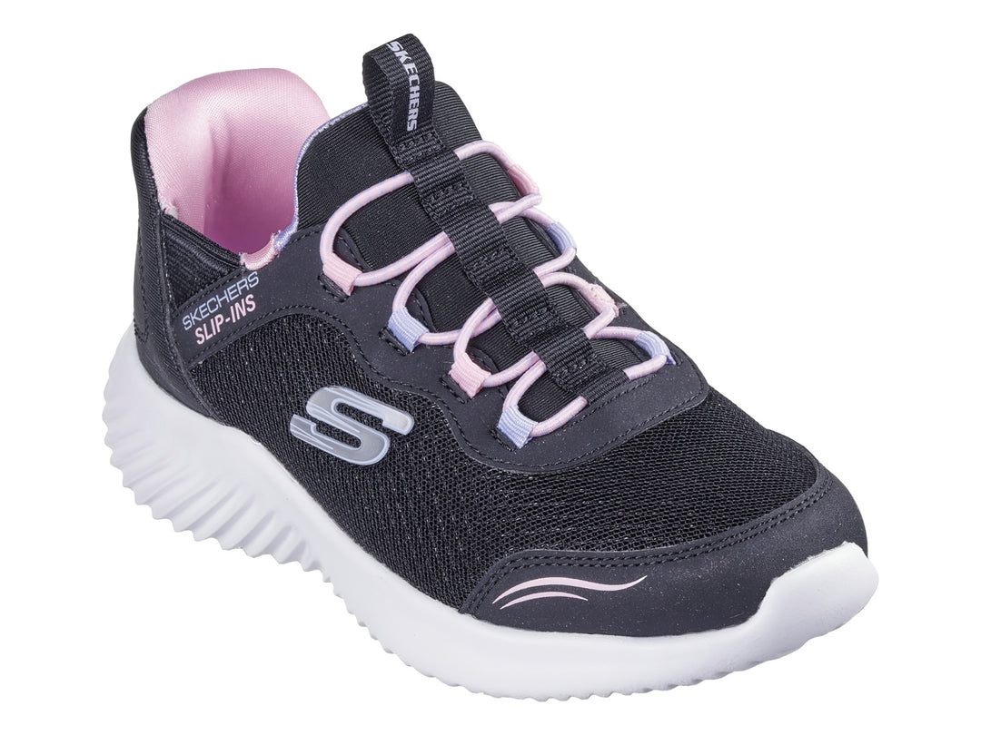 Tenis deportivos Skechers color negro con suela blanca y detalles en rosa para Niña.