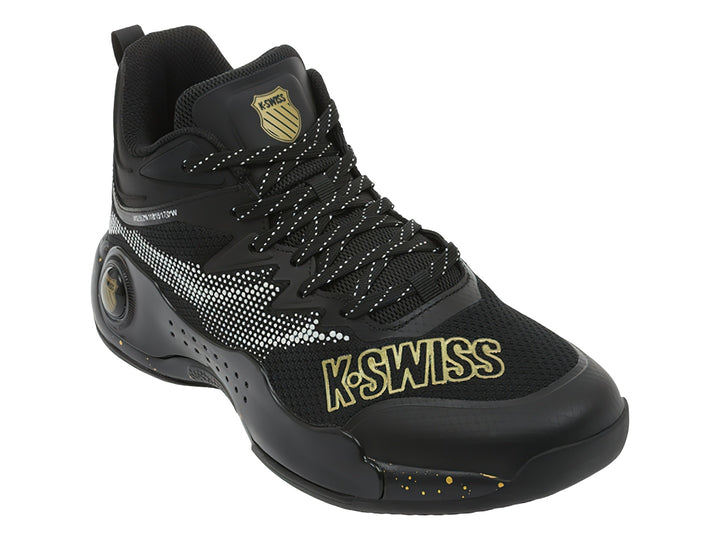 Tenis deportivos K-Swiss color negro con detalles dorados y patrón de puntos blancos.