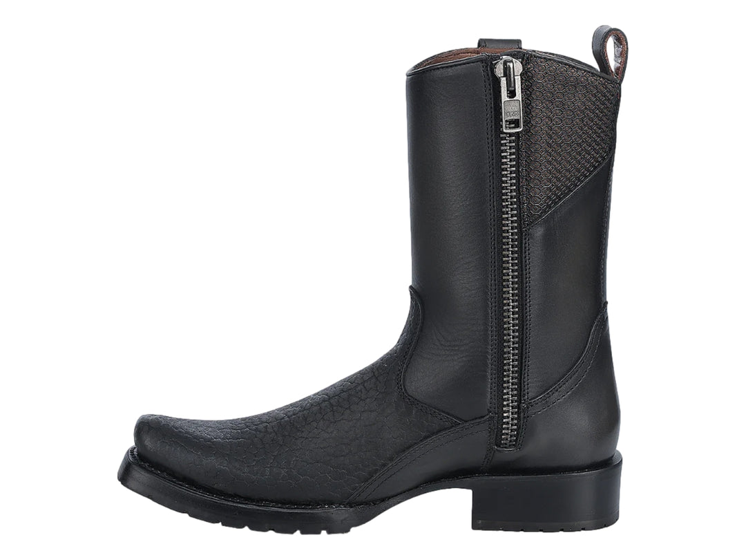 Bota vaquera Cuadra de cuero de toro color negro con textura rugosa y tacón cuadrado.