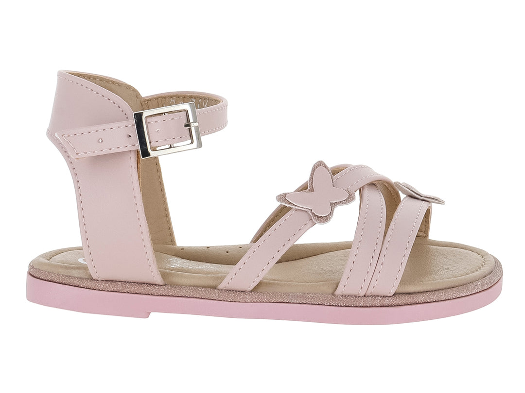 Sandalia infantil color rosa con detalle de mariposa y cierre de hebilla plateada.