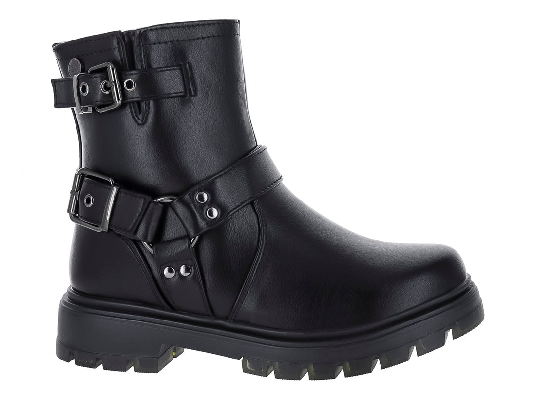 Bota negra de caña corta con hebillas decorativas y suela track gruesa.