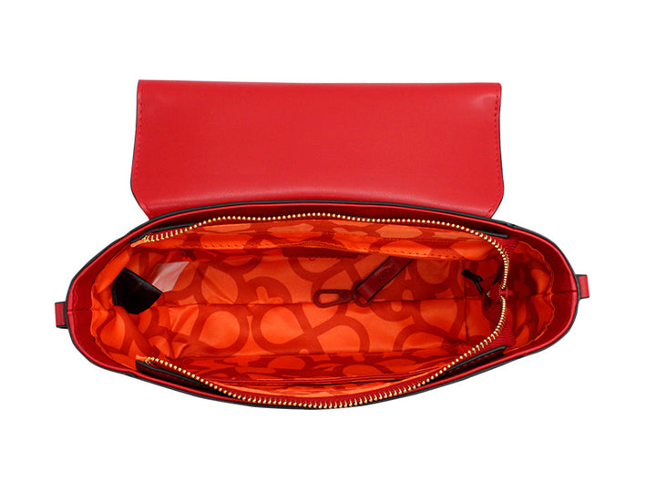 Bolso rojo con textura de cocodrilo y asa de cadena gruesa de la marca Jaime Ibiza.