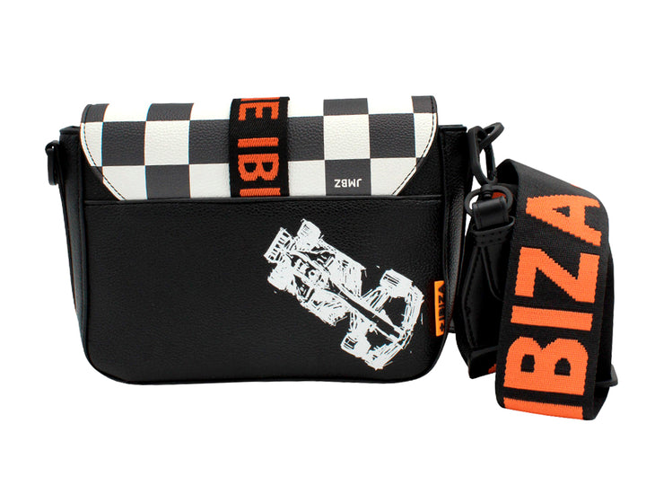 Bolso bandolera Jaime Ibiza con estampado de cuadros blancos y negros, detalles en naranja y correa ajustable.
