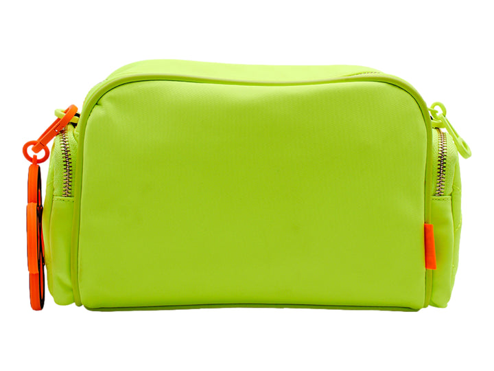 Bolso pequeño color verde neón con textura acolchada y correas naranjas.