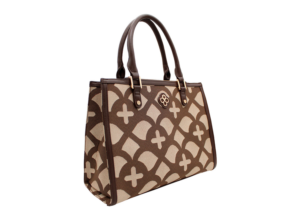 Bolso Jaime Ibiza en color chocolate y beige con estampado jacquard, asas cortas y detalle de cadena dorada.