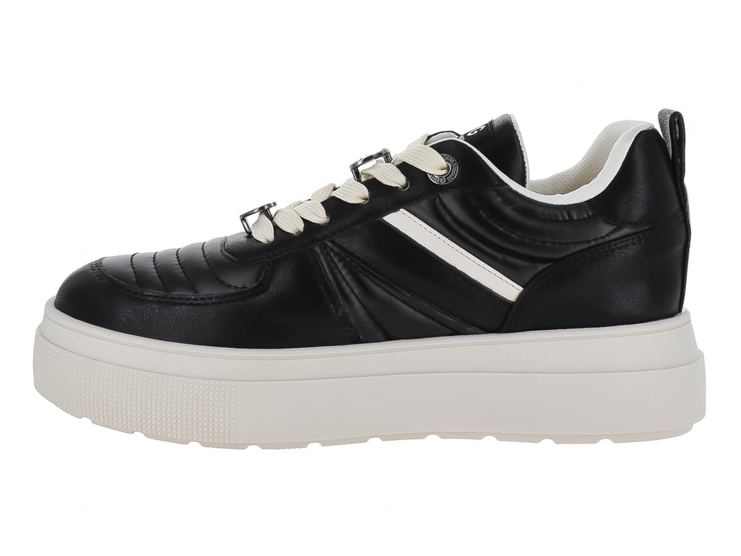 Tenis deportivos GBG en color negro con suela de plataforma blanca y detalles laterales blancos.
