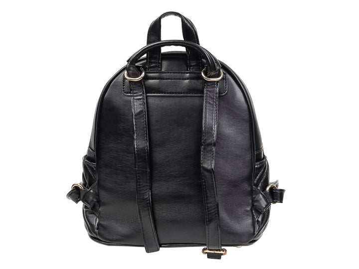 Mochila negra de material sintético con diseño acolchado en cuadros y detalles metálicos dorados.