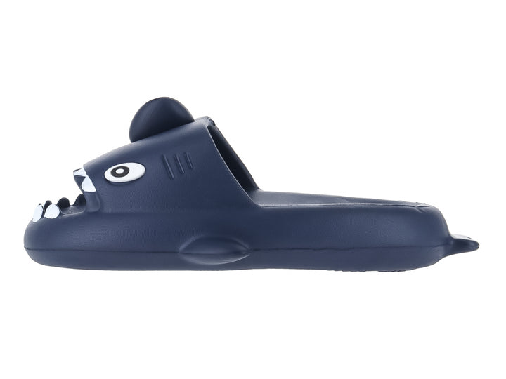 Sandalia azul marino con diseño de tiburón, incluyendo ojos y dientes en color blanco.