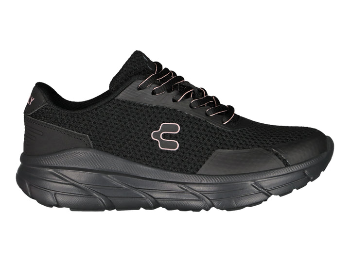 Tenis deportivos Charly color negro con malla transpirable y suela robusta.