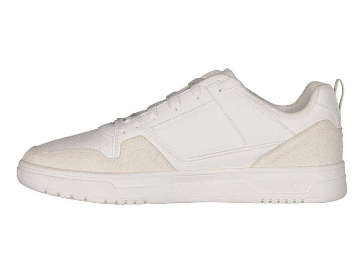 Tenis deportivos Charly color blanco con detalles en oro y suela blanca.