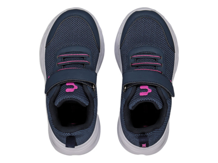 Tenis deportivos Charly color marino con suela blanca y detalles en rosa, cierre de velcro.