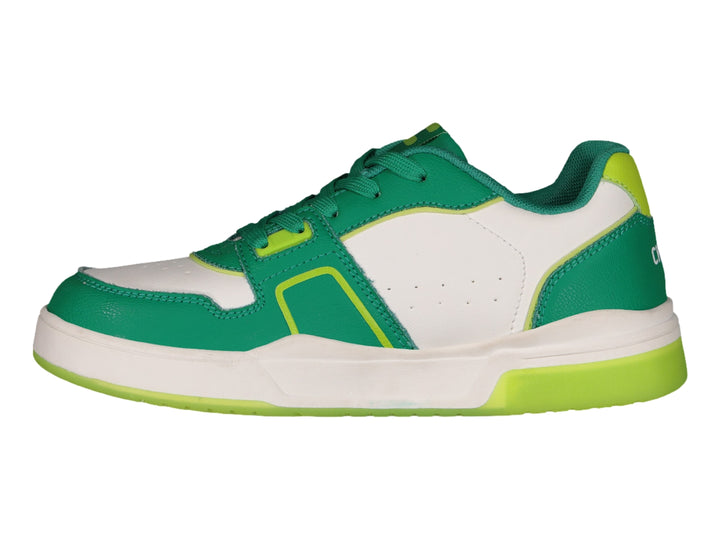 Tenis deportivos Charly en colores blanco, verde y lima con suela blanca.