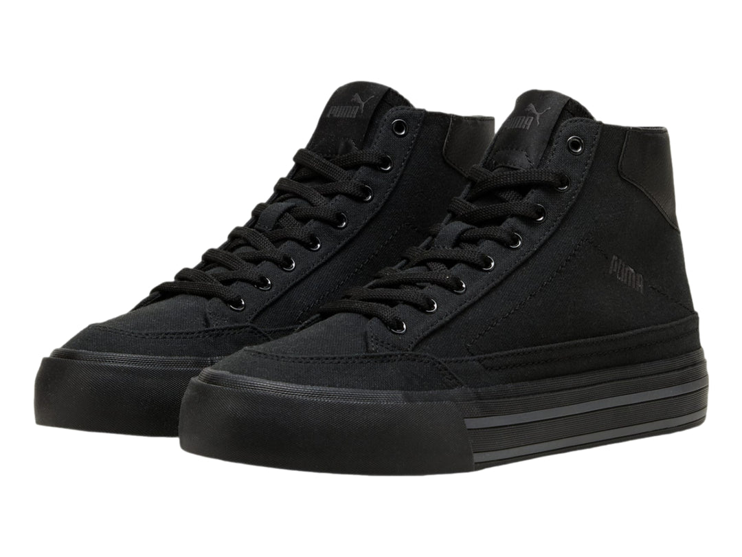 Tenis PUMA Court Classic Vulc Mid color negro, estilo bota con suela vulcanizada.