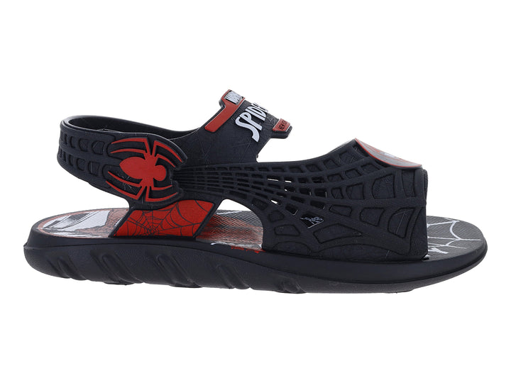 Sandalia infantil Ipanema de Spider-Man en colores negro y rojo con correa ajustable.
