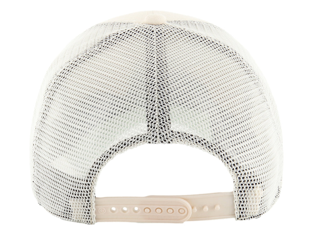 Gorra de béisbol 47 Brand color natural con logo NY bordado en verde menta y parte posterior de malla blanca.