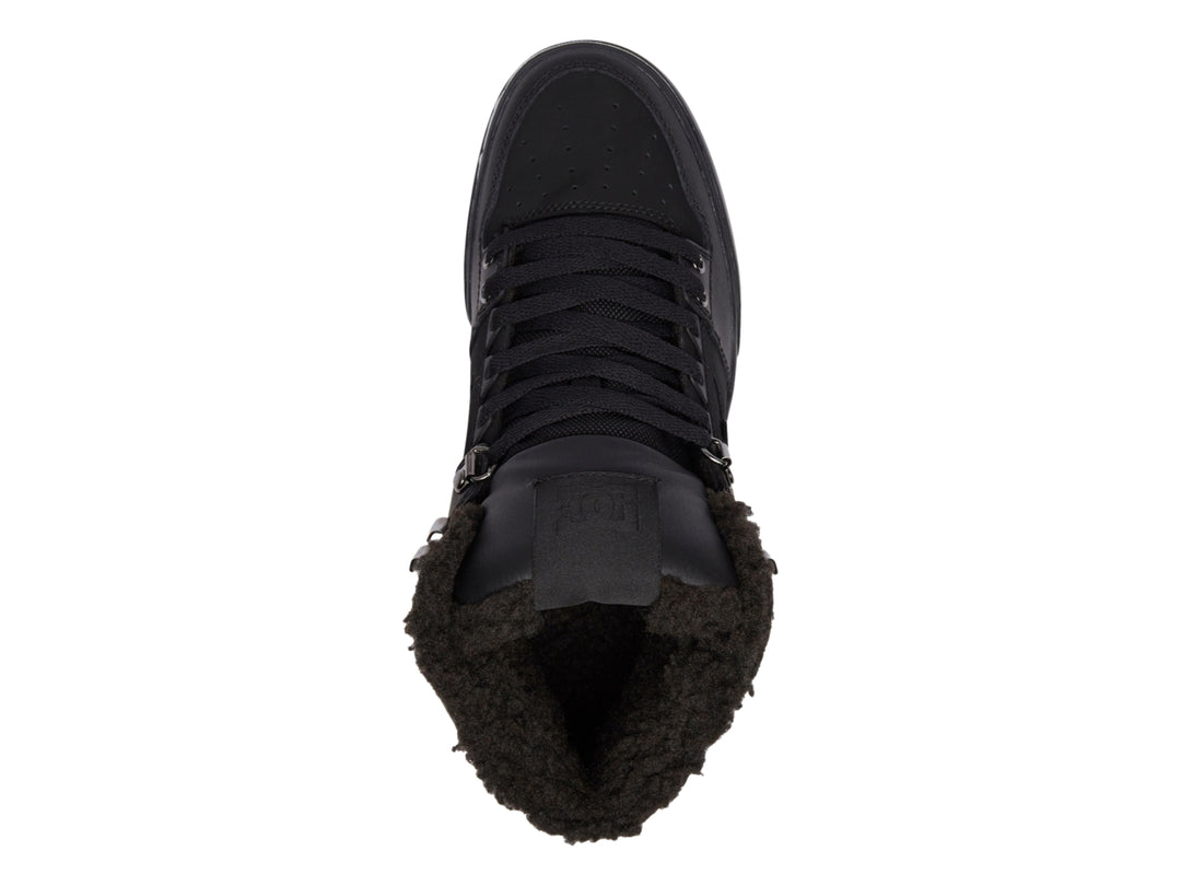 Zapato deportivo DC Shoes modelo Adys de bota alta en color negro con forro interior térmico.