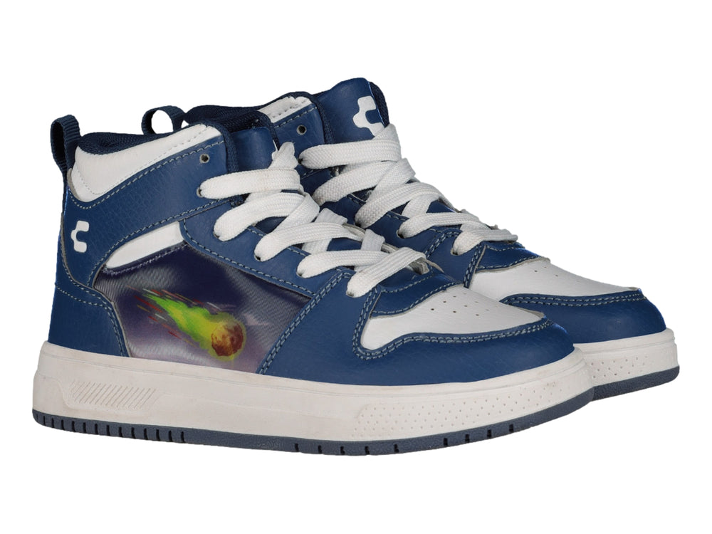 Tenis deportivos de bota color azul marino y blanco con un gráfico de cometa en el lateral.