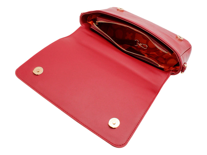Bolso de hombro Jaime Ibiza en color rojo con cadena dorada y correa ancha ajustable.