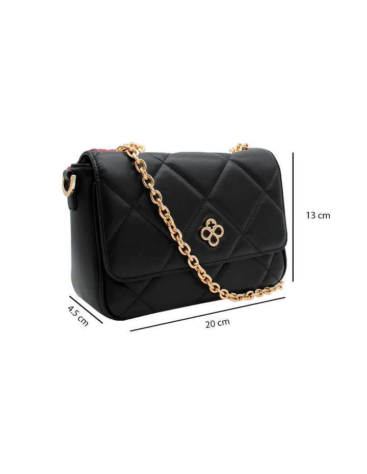 Bolso de hombro Jaime Ibiza color negro con diseño acolchado y correa de cadena dorada.