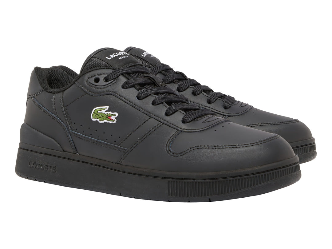 Tenis Lacoste T-Clip en color negro total con logotipo del cocodrilo en el costado y suela a juego.