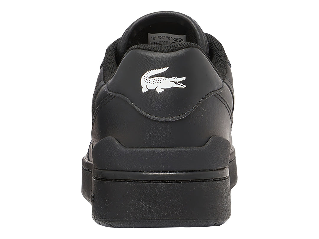 Tenis Lacoste T-Clip en color negro total con logotipo del cocodrilo en el costado y suela a juego.