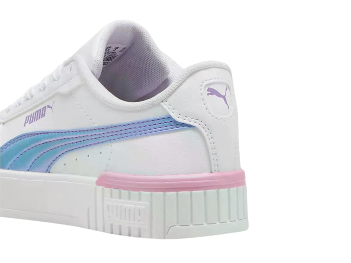 Tenis PUMA blancos con franja azul y detalle rosa en el talón, con suela de plataforma blanca.