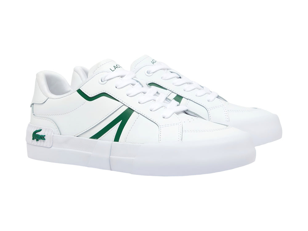 Tenis blancos de la marca Lacoste con franja y logotipo en color verde.