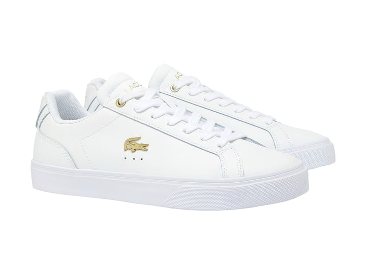 Tenis Lacoste Lerond Pro en color blanco con logotipo y detalles en dorado, fabricados en cuero.