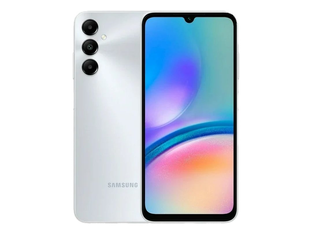 Smartphone Samsung Galaxy A05s en color plata, vista frontal y posterior.