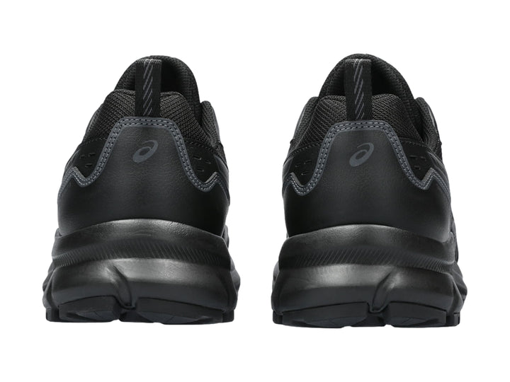 Tenis deportivos ASICS Trail Scout 3 en color negro con suela para trail running.