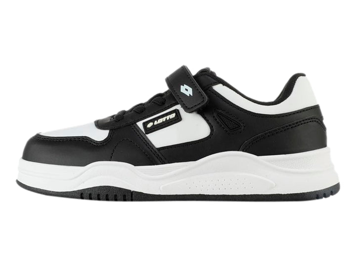 Tenis deportivos LOTTO en colores blanco y negro con cierre de velcro y agujetas.