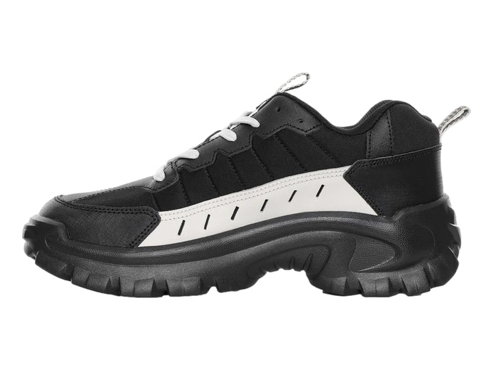 Tenis Caterpillar Intruder Lite Vent en color negro con detalles laterales en blanco y suela robusta negra.