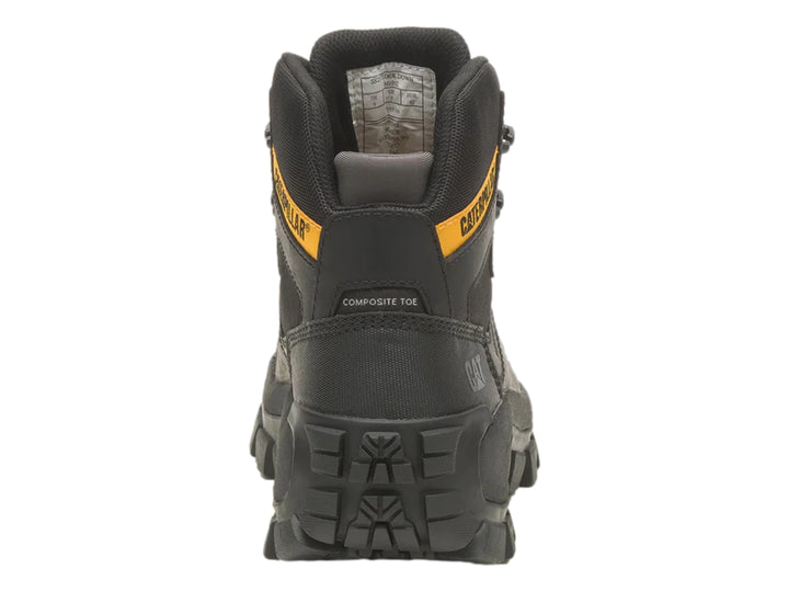 Bota de senderismo Caterpillar color negro con suela robusta y detalles en amarillo.