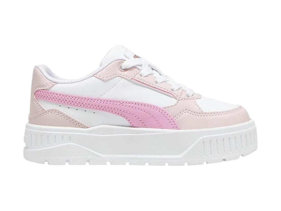 Tenis PUMA blancos con detalles en rosa y suela de plataforma blanca.
