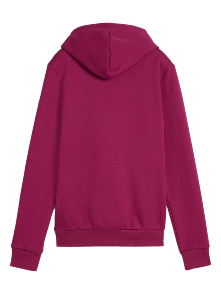Mujer vistiendo sudadera con capucha y pantalones deportivos color magenta con logotipo de PUMA en blanco.