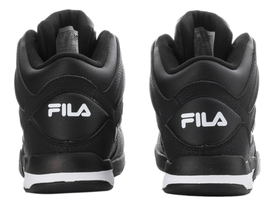 Tenis deportivos FILA Clincher de bota alta en color negro con detalles blancos en la suela y logotipo lateral.