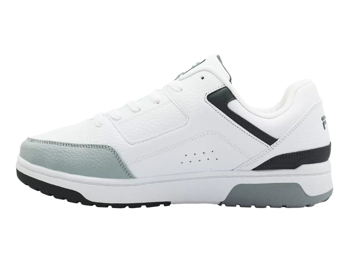 Tenis FILA blancos con detalles en gris y negro, diseño de corte bajo.