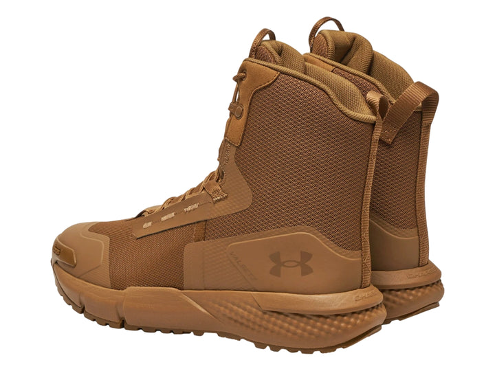 Bota táctica Under Armour Charged Valsetz en color Coyote Brown con caña alta y suela robusta.