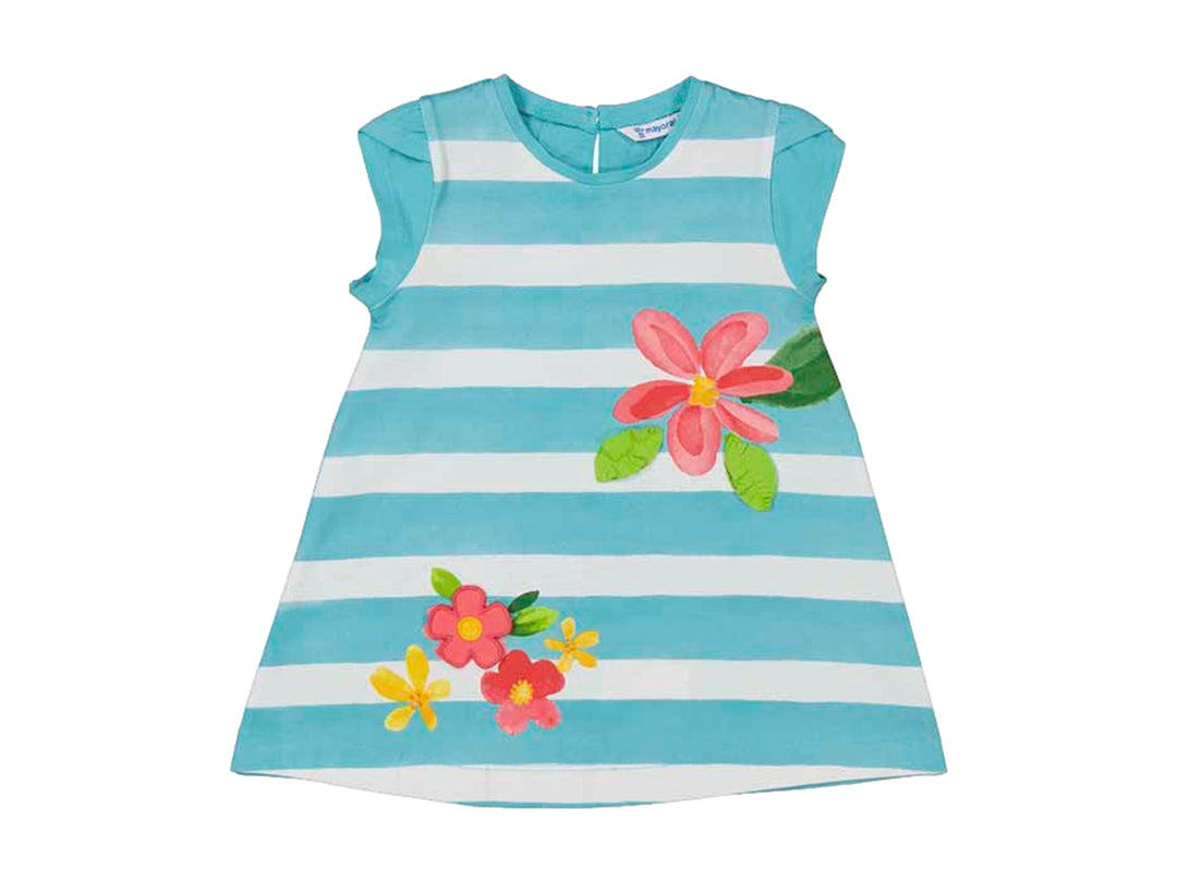 Vestido infantil sin mangas con rayas horizontales turquesa y blanco y aplicaciones de flores coloridas.