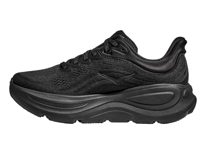 Tenis deportivos Hoka Bondi 9 en color negro total con suela ancha y malla transpirable.