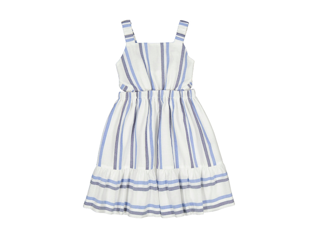 Vestido blanco con rayas azules verticales y un volante inferior con rayas horizontales.