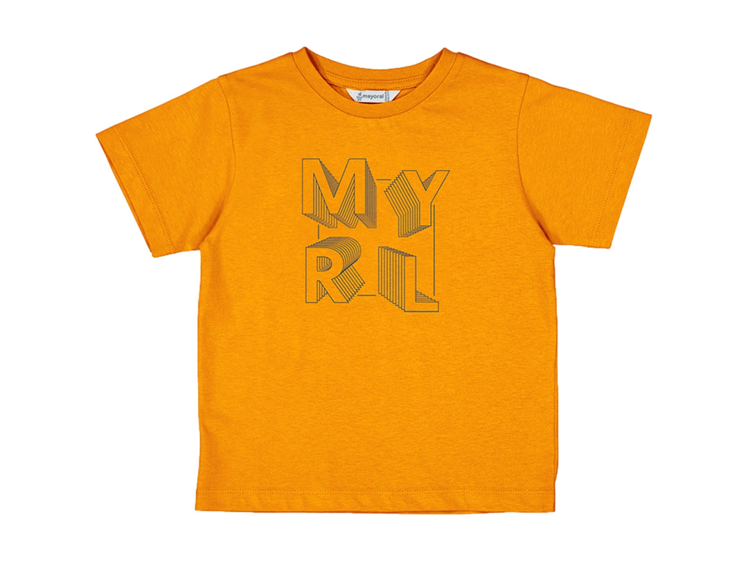 Playera naranja de manga corta con estampado gráfico frontal para niños.