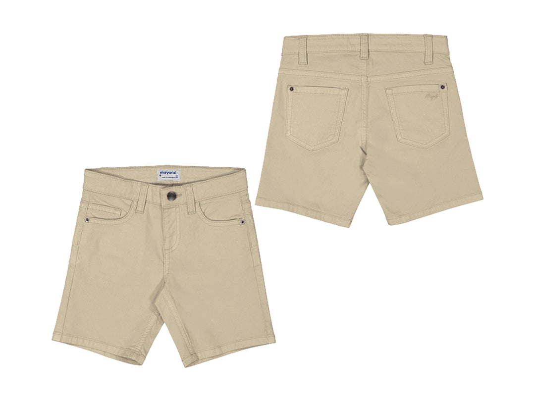 Bermudas color almendra para niños de la marca Mayoral, vista frontal y posterior.