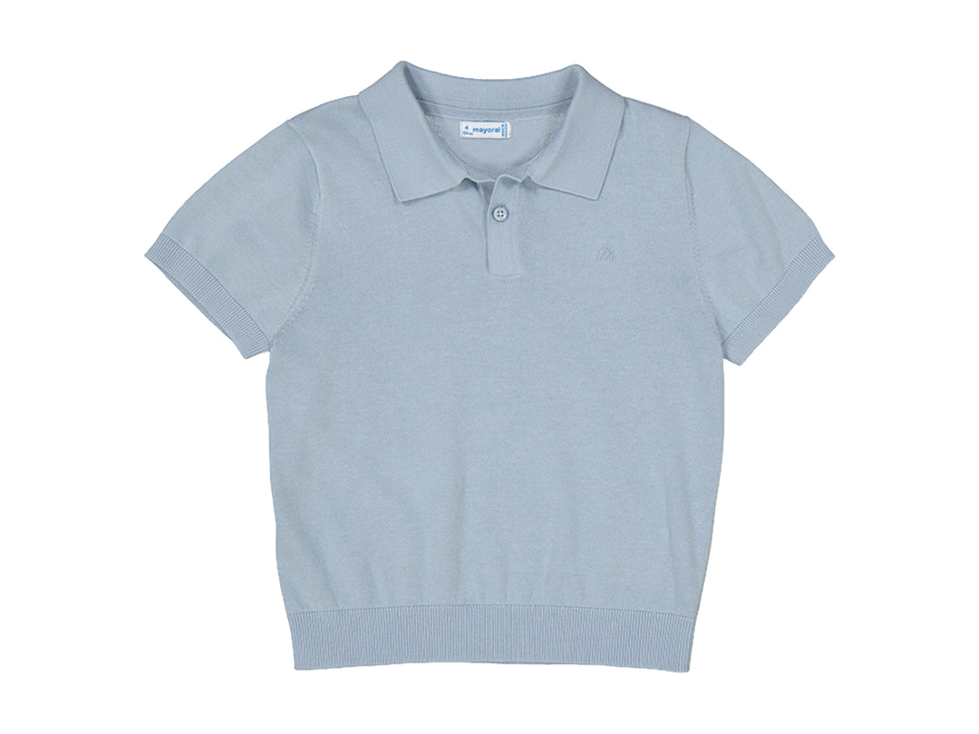 Polo de tricot color perla para niños de la marca Mayoral con cuello y manga corta.