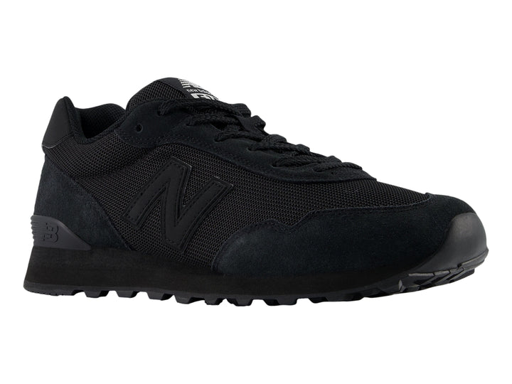 Tenis New Balance ML 515 en color negro con acabados en malla y gamuza.