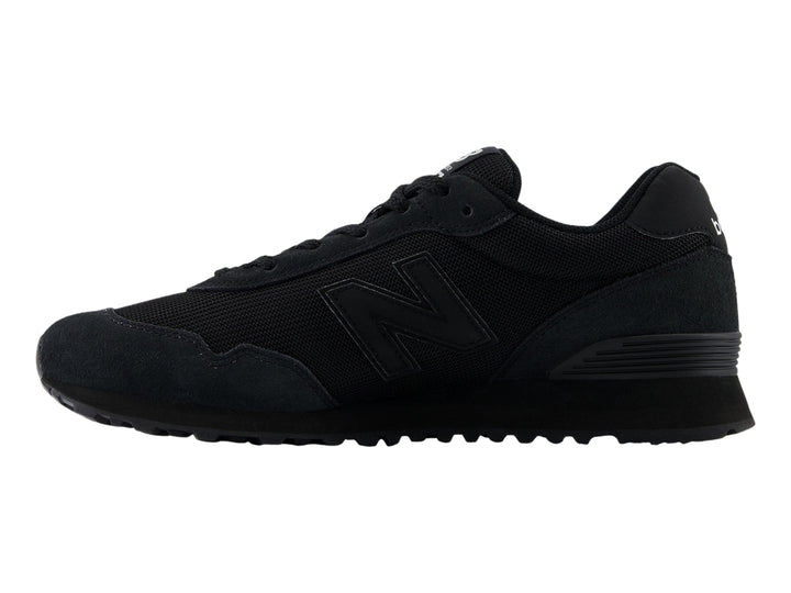 Tenis New Balance ML 515 en color negro con acabados en malla y gamuza.