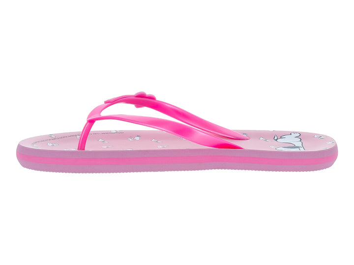 Sandalias rosa tipo flip-flop con detalle de corazón en la tira y pequeños estampados blancos en la suela.