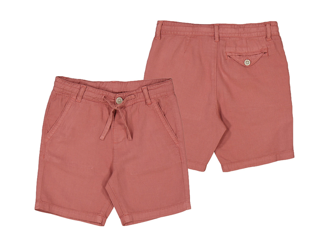 Bermudas de lino color guayaba para niños con cordón ajustable y bolsillo trasero.