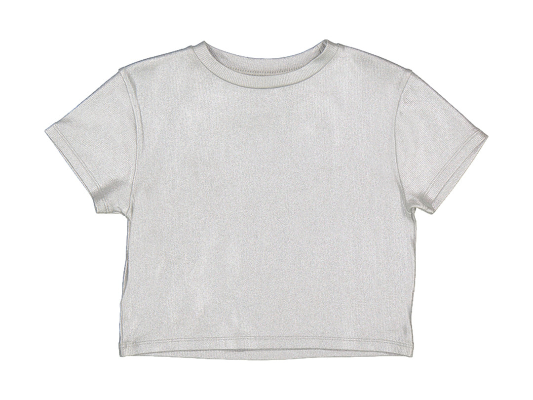 Camiseta color plata con textura acanalada y manga corta para niños.
